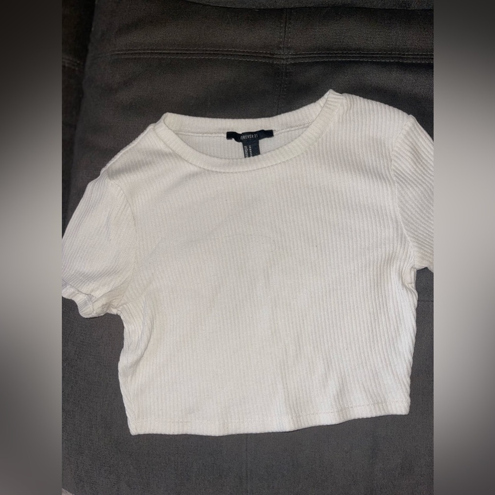 Forever 21 tshirt